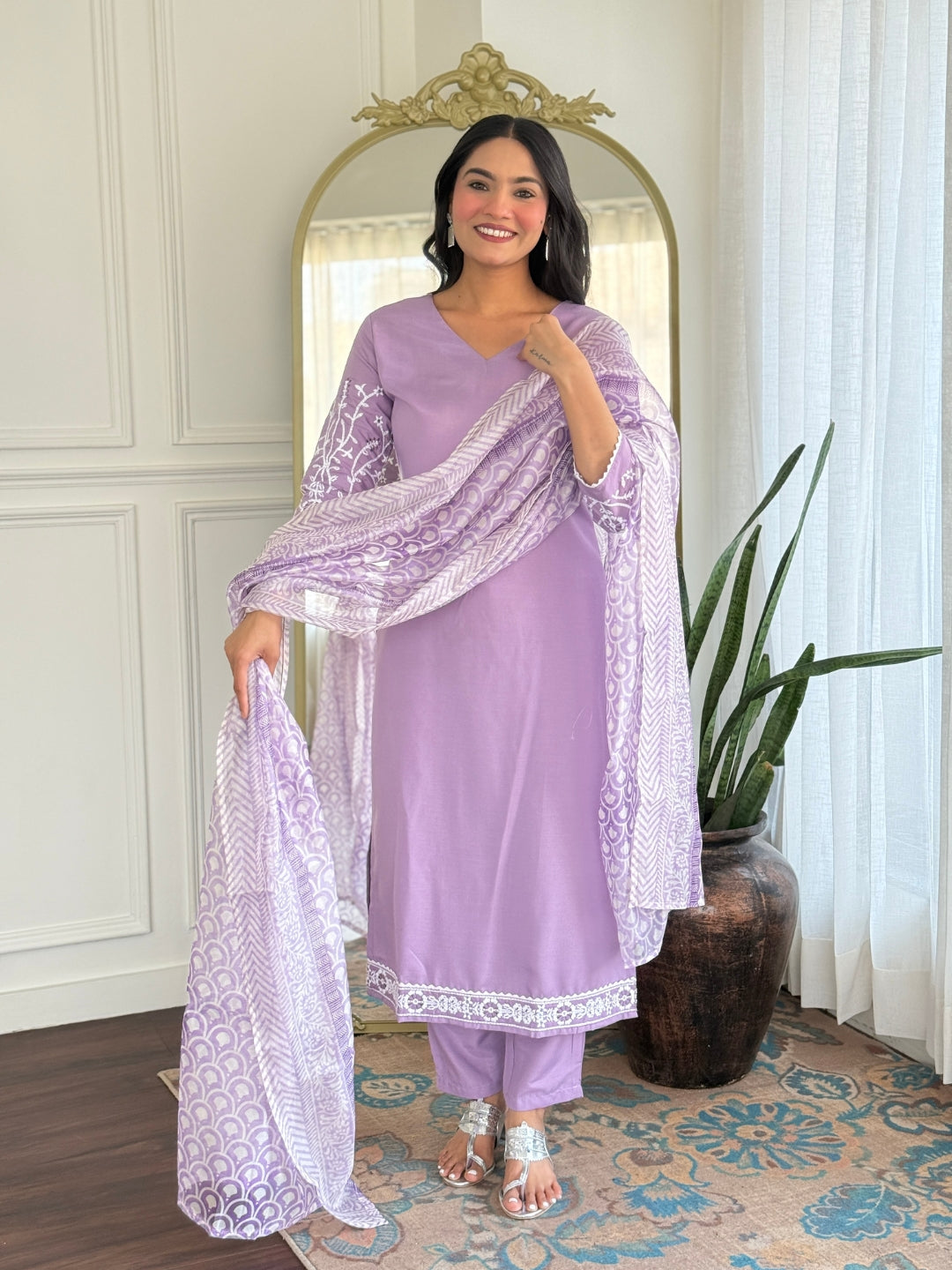 Soft Lavender Suit Set with Geometric Print Dupatta