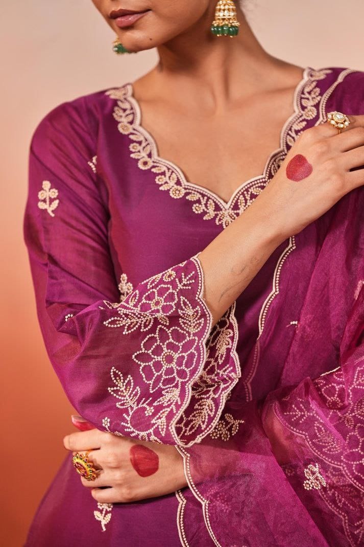 Luxury Embroidery Suit Set for Women