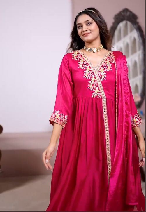 Beautiful Rani Pink Embroidered Kurti Pant Set