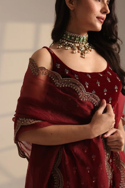 Luxury Maroon Kurta Set with Intricate Embroidery for Wedding And Festive Wear