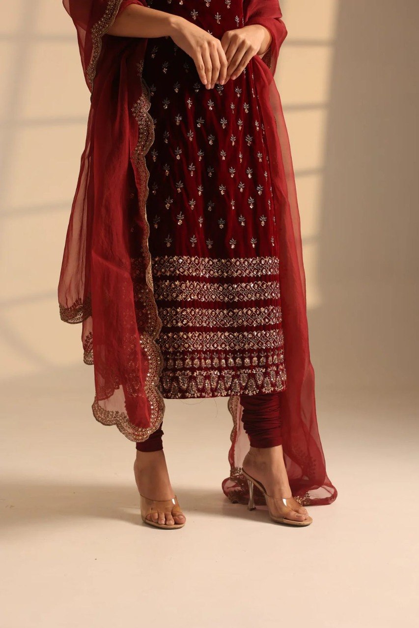 Luxury Maroon Kurta Set with Intricate Embroidery for Wedding And Festive Wear