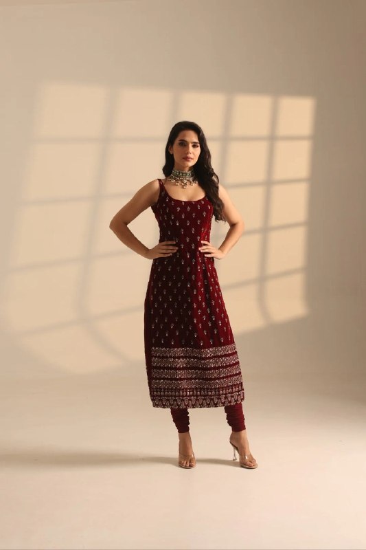Luxury Maroon Kurta Set with Intricate Embroidery for Wedding And Festive Wear