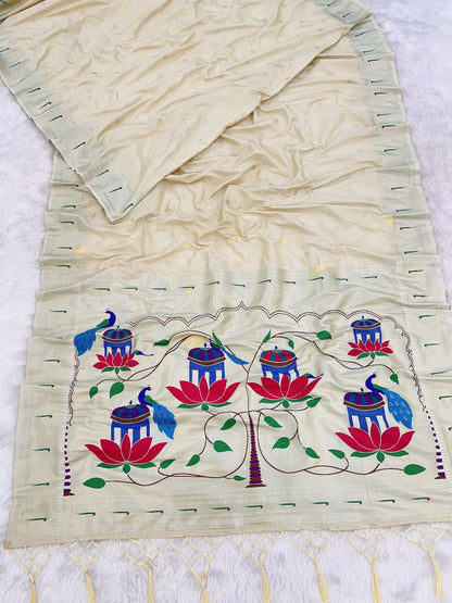 Elegant Zaro Woven Kalyani Paithani Silk Saree