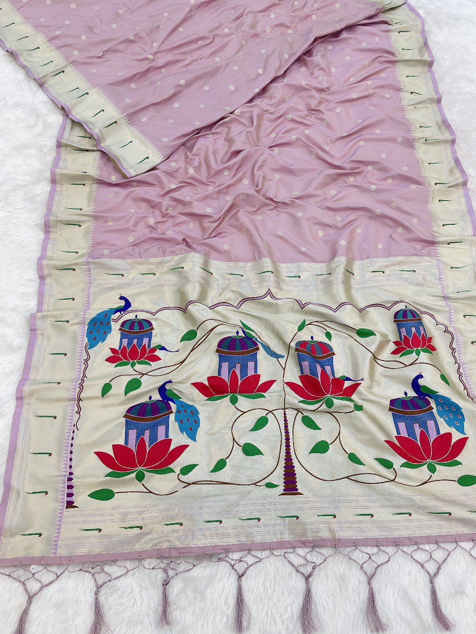 Elegant Zaro Woven Kalyani Paithani Silk Saree