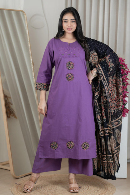 Traditional Purple Kurti Palazzo Set With Black Dupatta