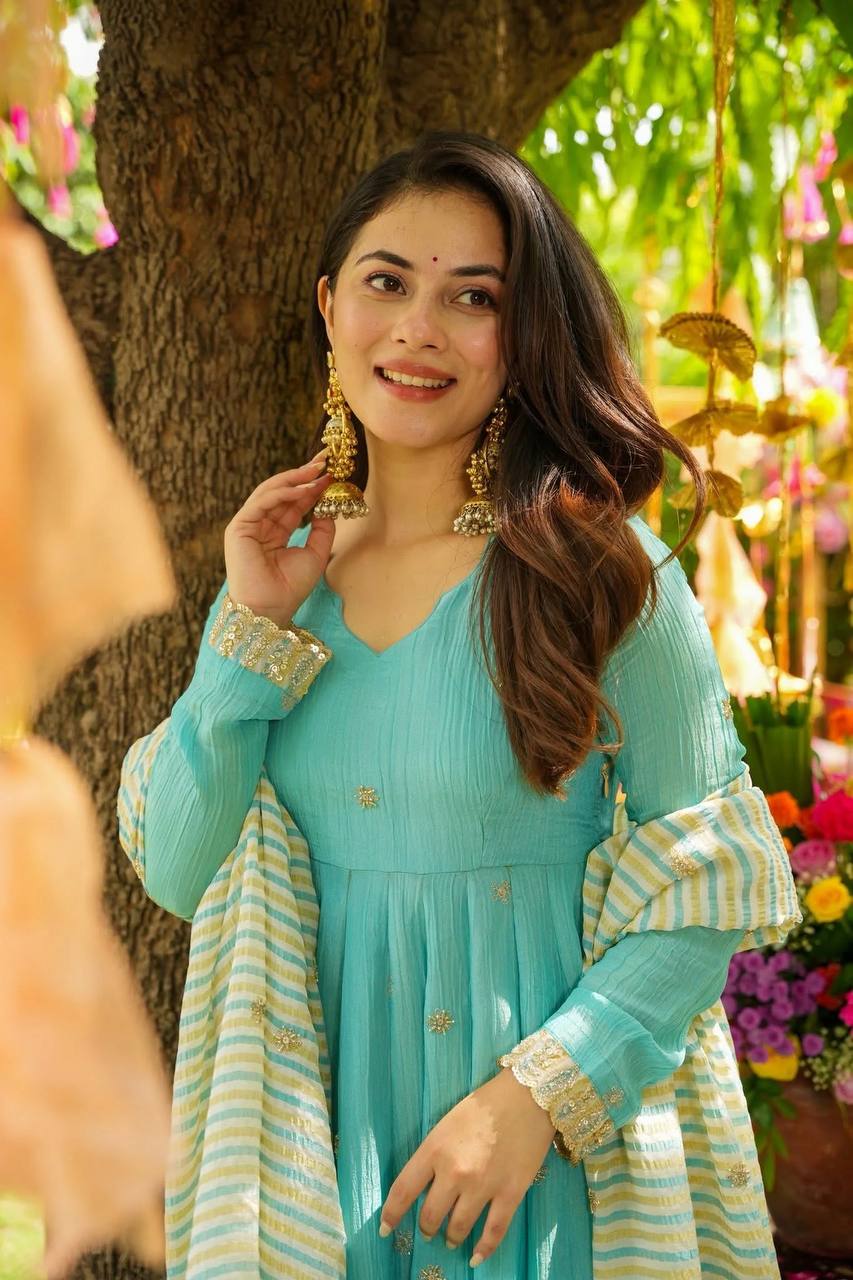 Chanderi Blend Turquoise Blue Kurta Set with Elegant Stripe Dupatta