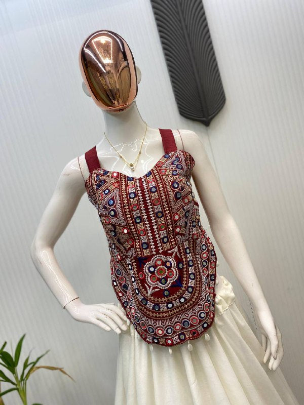 Fully Traditional Gamthi Style Cotton Lehenga With Readymade Blouse