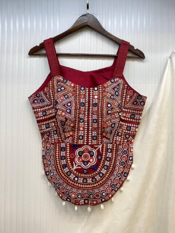 Fully Traditional Gamthi Style Cotton Lehenga With Readymade Blouse