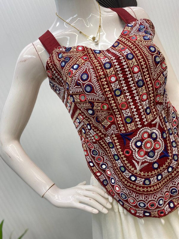 Fully Traditional Gamthi Style Cotton Lehenga With Readymade Blouse