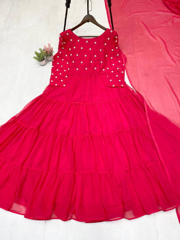 Pretty Pink Georgette 6 Meter Flair Gown
