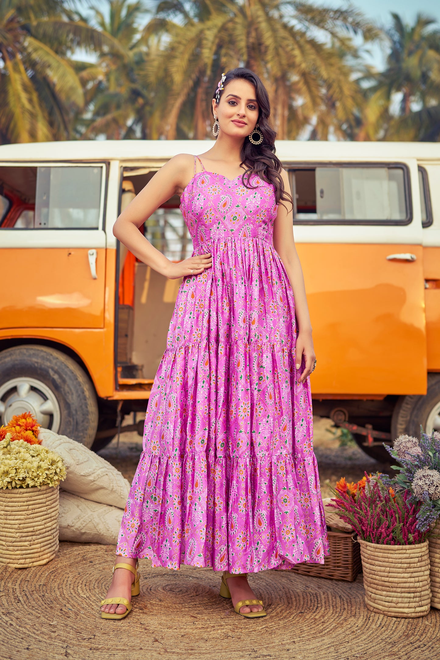 Multilayer Pink Stapless Western Party Wear Gown