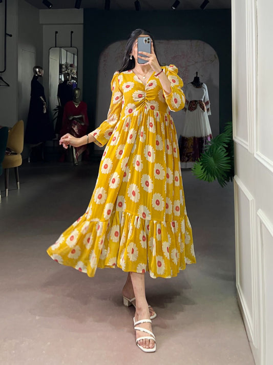 Vibrant Yellow Daisy Print Vacation One Piece Dress