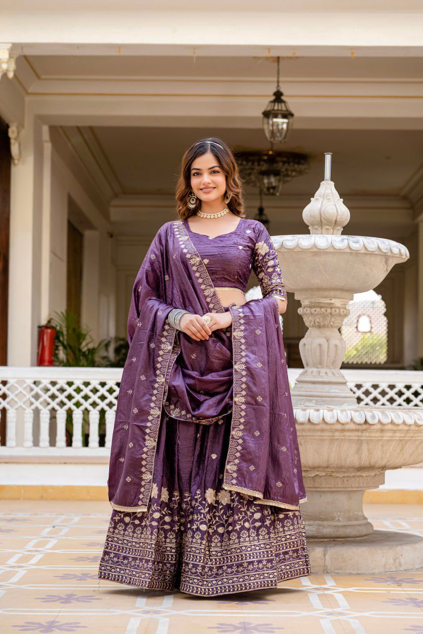 Luxury Designer Indian Lehengas & Ethnic Wear