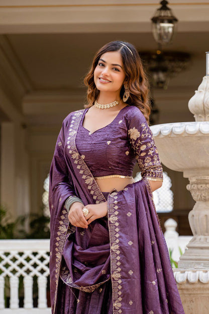 Luxury Designer Indian Lehengas & Ethnic Wear