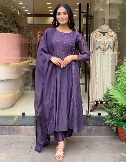 Premium Embroidered Cotton Lavender Kurta Set For Ladies
