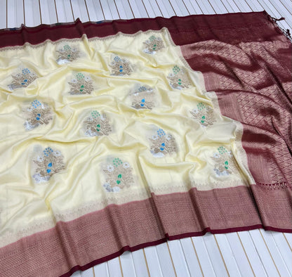 Elegent Georgette White And Maroon Combination Saree