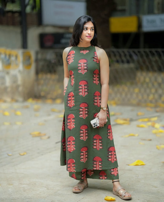 Olive Green Abstract Print Sleeveless Layered Kurta Set