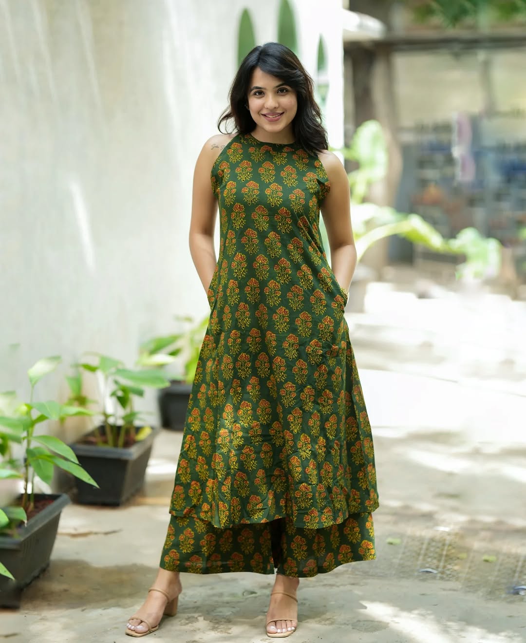 Green Handblock Floral Print Sleeveless Kurta with Palazzo