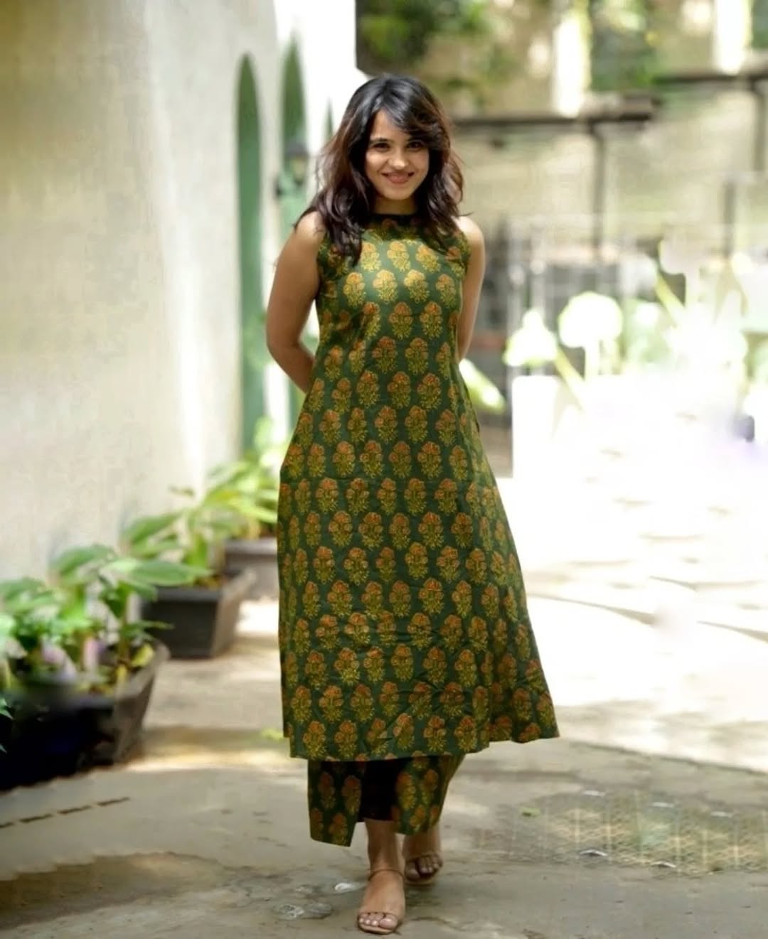 Green Handblock Floral Print Sleeveless Kurta with Palazzo