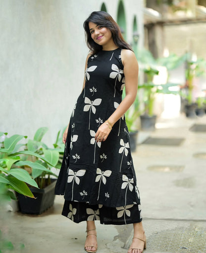 Black and White Leaf Print Cotton Kurta Set for Women