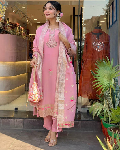 Elegant Pink Shimmer Jacquard Embroidered Kurta Set with Dupatta