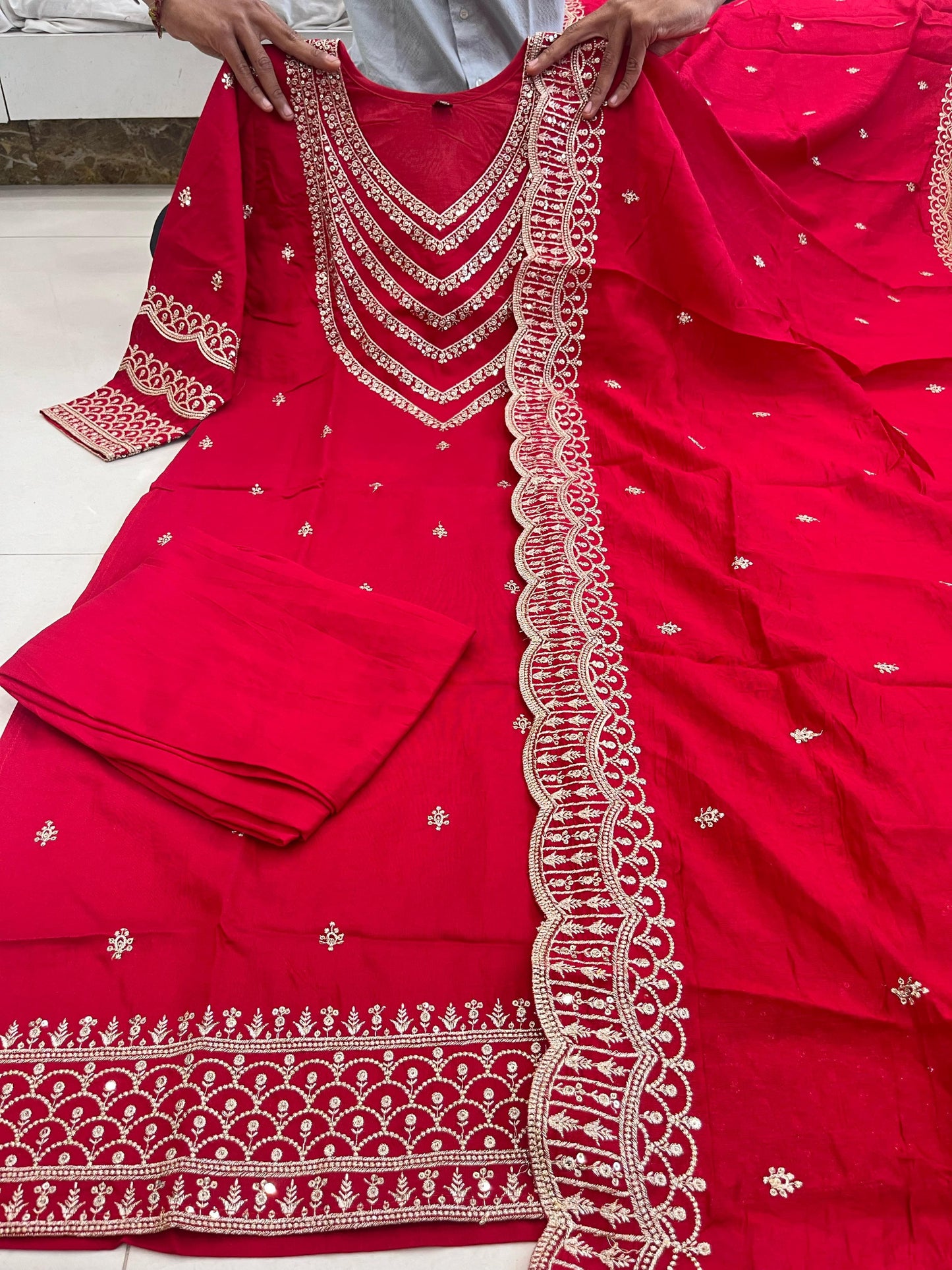Wonaya Ready to Wear Chanderi Silk Suit
