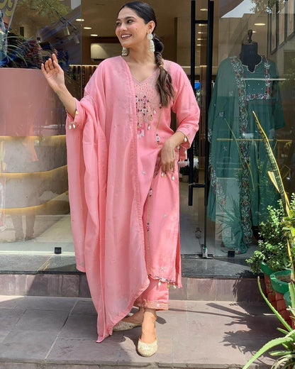 Traditional Roman Silk Embroidered Suit Set