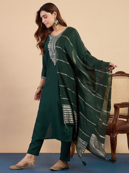 Women’s Green Kurti Pant Set With Dupatta