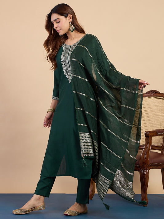Women’s Green Kurti Pant Set With Dupatta