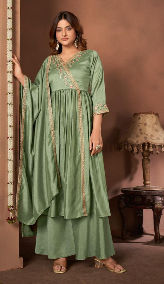 Women Luxurious Anarkali Embroidered Suit With Dupatta