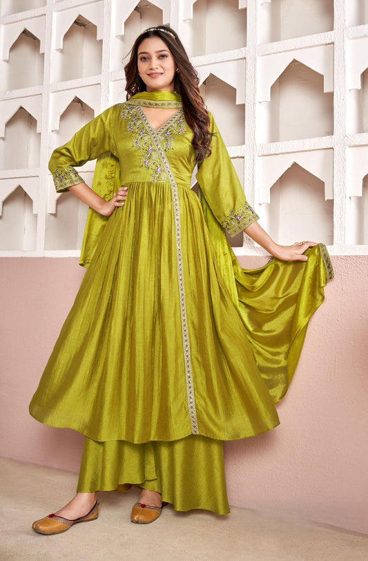 Green Vichitra Silk Embroidered Kurti Pant Set