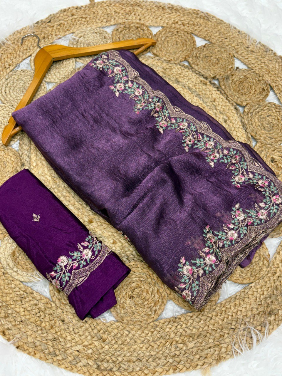 Premium Fandy Chiffon Two-tone Purple Saree