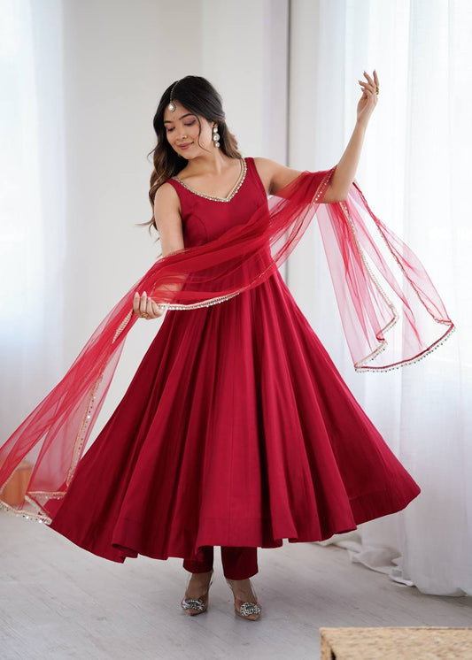 Delighful Maroon Fully Flair Anarkali Suit With Dupatta
