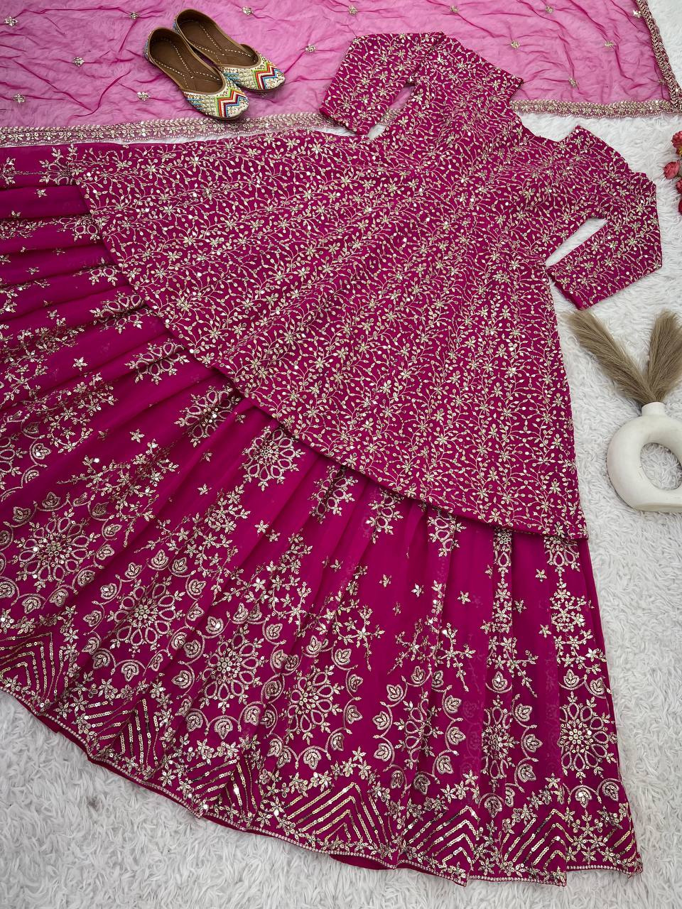 Festive  Wear Elegent Pink Lehenga With Top