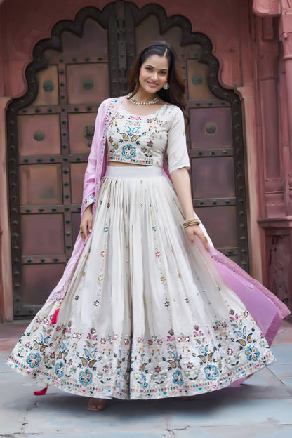 Elegent White Tissue Silk Lehenga With Pink Dupatta