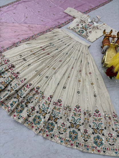 Elegent White Tissue Silk Lehenga With Pink Dupatta