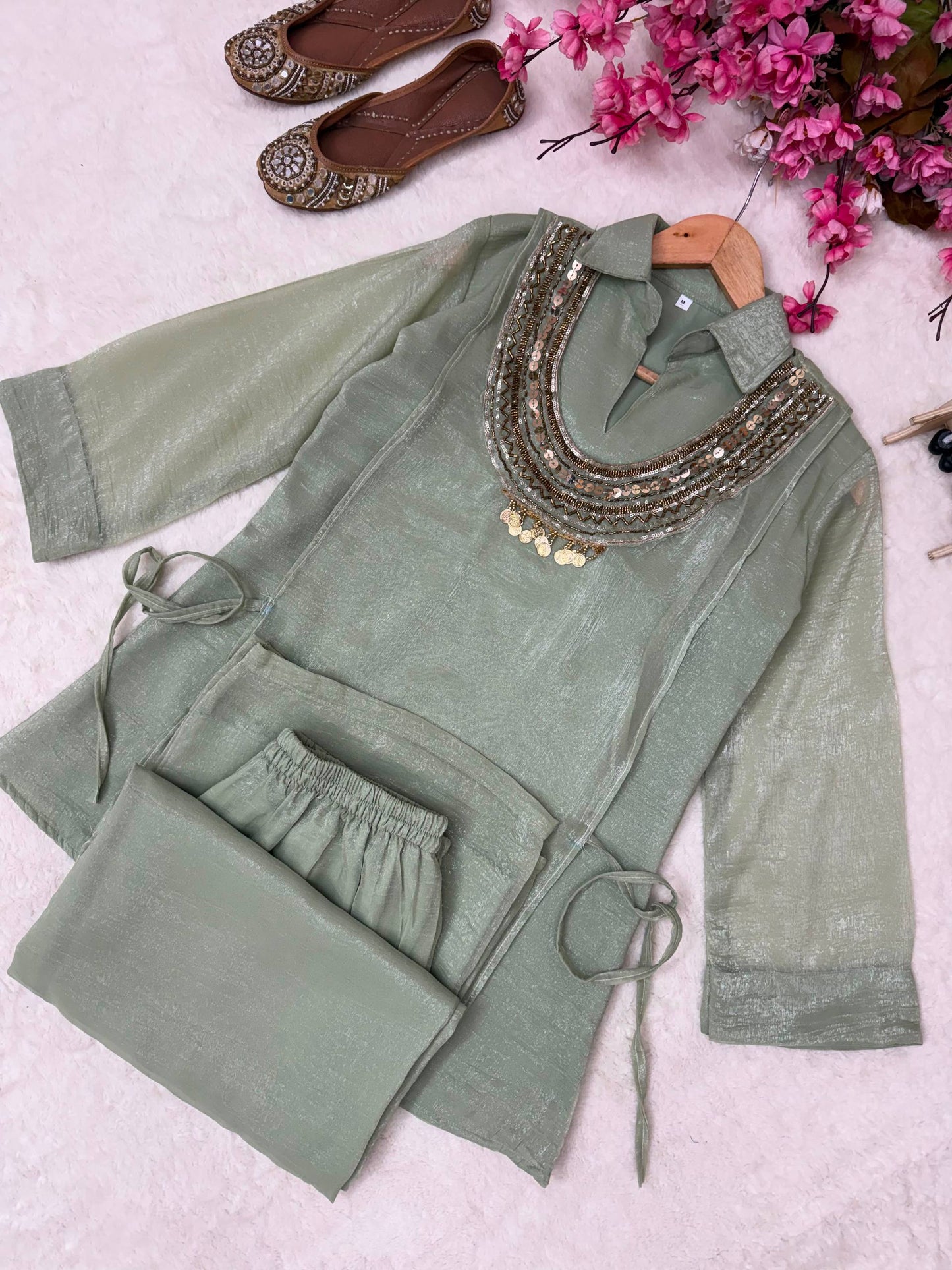 Beautiful Mint Green Gold Crush Co-ord Set