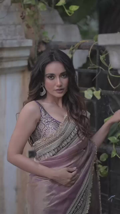 Elegant Mauve Tissue Designer Saree with Intricate Golden Detailing